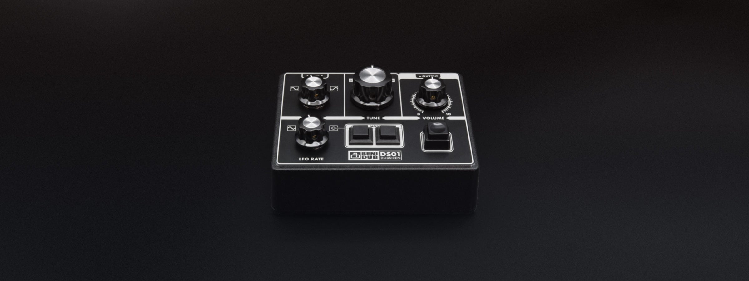 Benidub DS01 ダブサイレン シンセサイザー ギャラリー画像 正面アングル