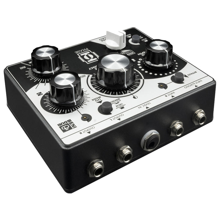 Benidub Phase 12段光学式ステレオフェイザー 製品画像 背面斜めアングル